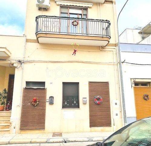 casa indipendente in vendita a San Vito dei Normanni in zona Centro Storico