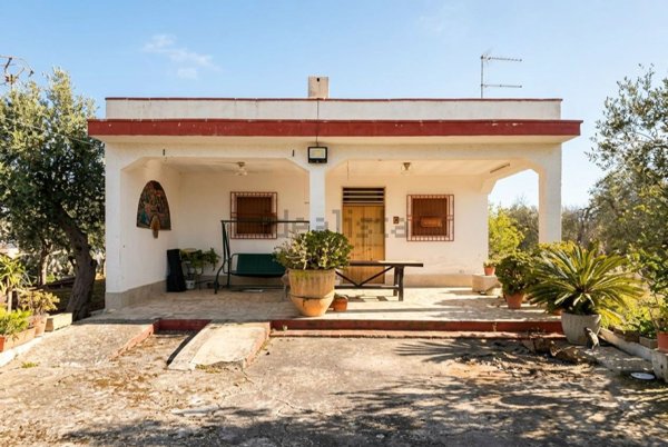 casa indipendente in vendita a San Vito dei Normanni