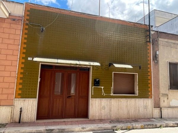 casa indipendente in vendita a San Vito dei Normanni