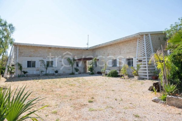 casa indipendente in vendita a San Vito dei Normanni