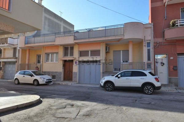 casa indipendente in vendita a San Vito dei Normanni in zona Conforto