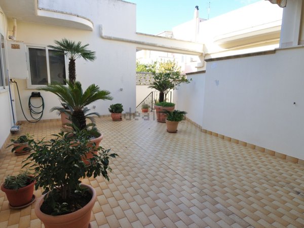casa indipendente in vendita a San Vito dei Normanni in zona Conforto