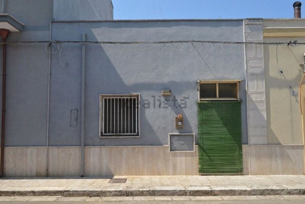 quadrivano in vendita a San Vito dei Normanni in zona Centro Storico