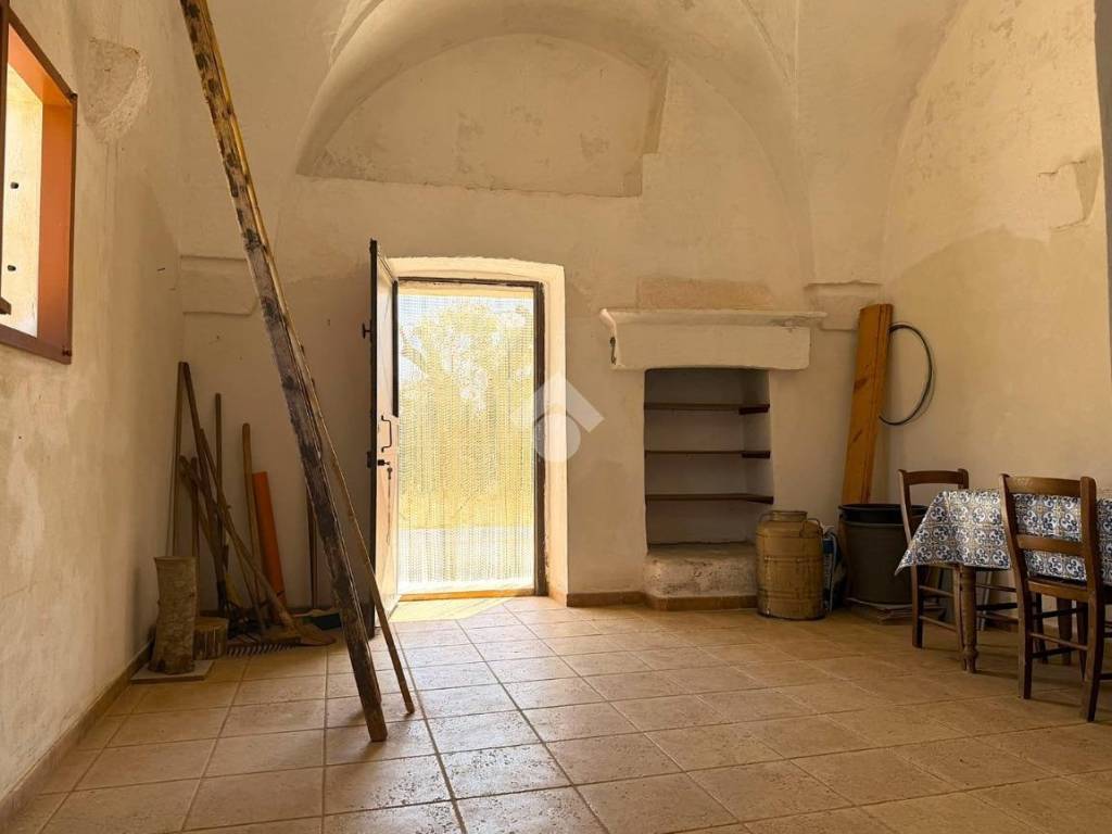 casa indipendente in vendita a San Vito dei Normanni in zona Centro Storico