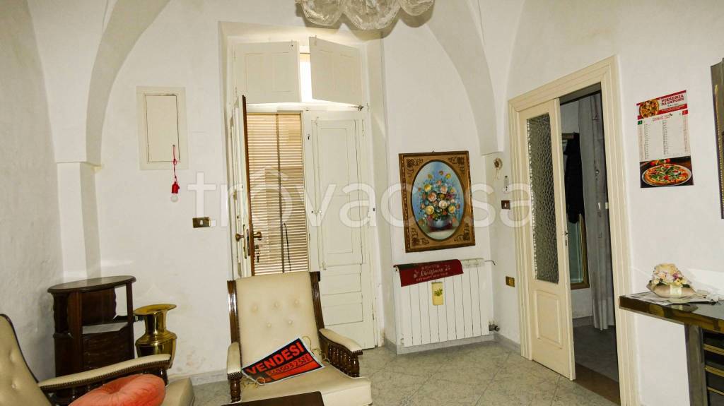 appartamento in vendita a San Vito dei Normanni in zona Centro Storico
