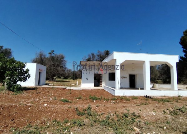 casa indipendente in vendita a San Vito dei Normanni