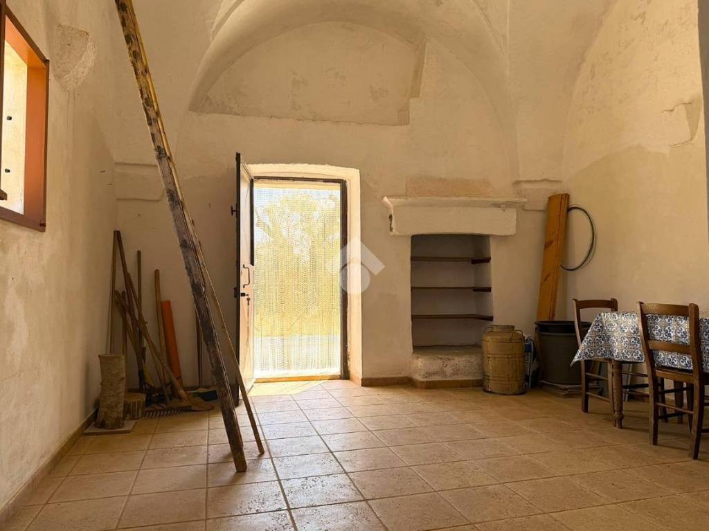 casa indipendente in vendita a San Vito dei Normanni in zona Centro Storico