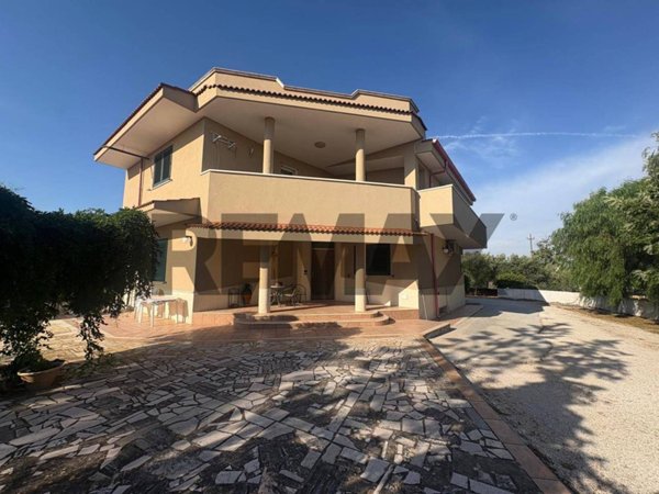 casa indipendente in vendita a San Vito dei Normanni