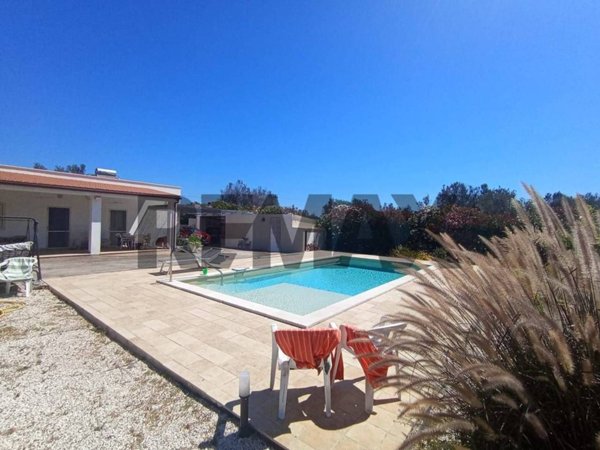 casa indipendente in vendita a San Vito dei Normanni in zona Poggioreale