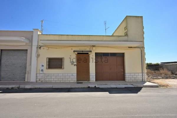 casa indipendente in vendita a San Vito dei Normanni in zona Poggioreale