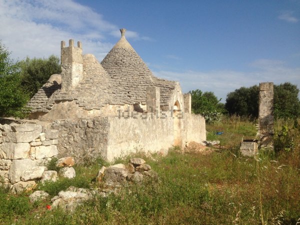 casale in vendita a San Vito dei Normanni in zona Centro Storico