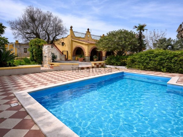 casa indipendente in vendita a San Vito dei Normanni in zona Poggioreale