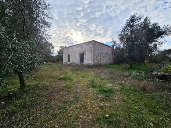 casa indipendente in vendita a San Vito dei Normanni in zona Poggioreale
