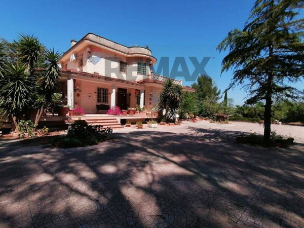 casa indipendente in vendita a San Vito dei Normanni in zona Poggioreale