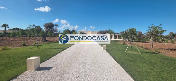 casa indipendente in vendita a San Vito dei Normanni in zona Poggioreale