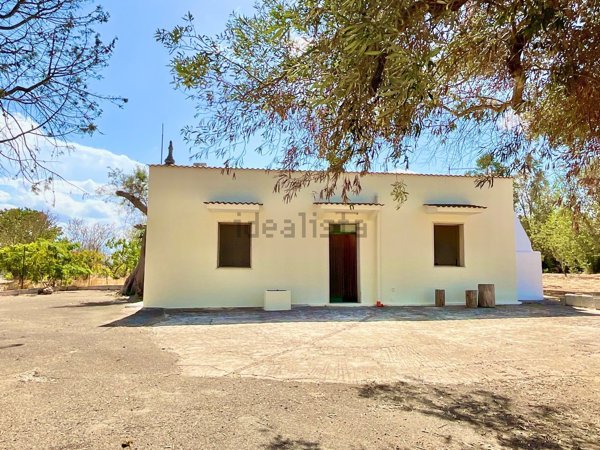 casa indipendente in vendita a San Vito dei Normanni