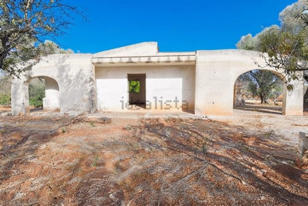 casa indipendente in vendita a San Vito dei Normanni in zona Centro Storico