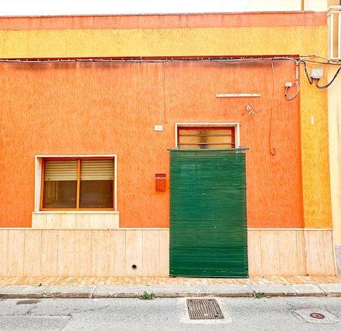 casa indipendente in vendita a San Vito dei Normanni in zona Conforto