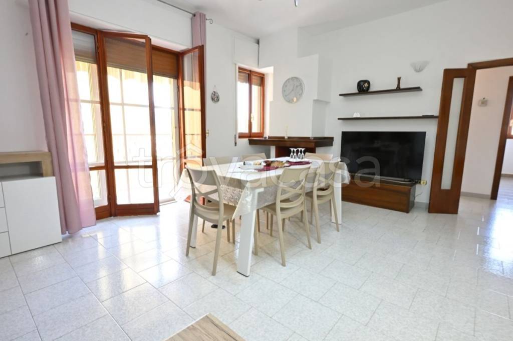 appartamento in vendita a San Vito dei Normanni in zona Conforto