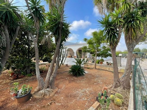 casa indipendente in vendita a San Vito dei Normanni in zona Poggioreale