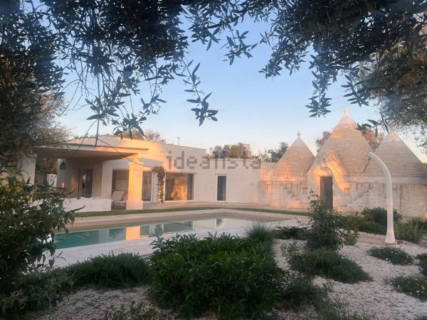 casa indipendente in vendita a San Vito dei Normanni in zona Poggioreale