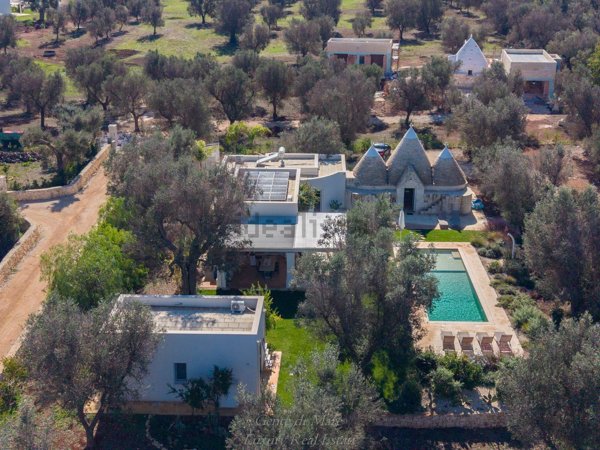 casa indipendente in vendita a San Vito dei Normanni in zona Poggioreale