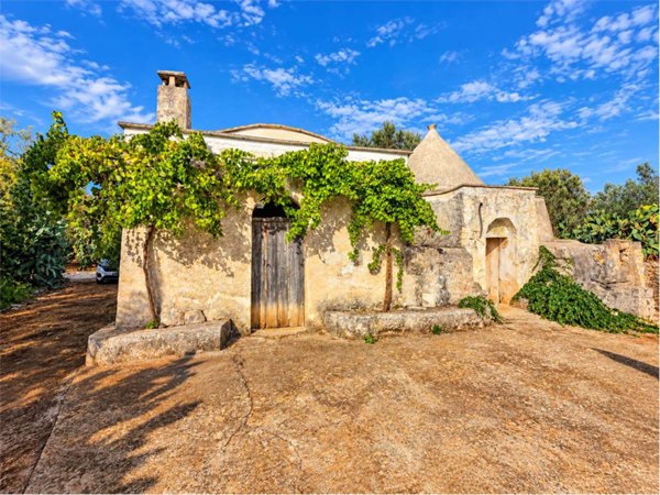 trullo in vendita a San Vito dei Normanni in zona San Giacomo
