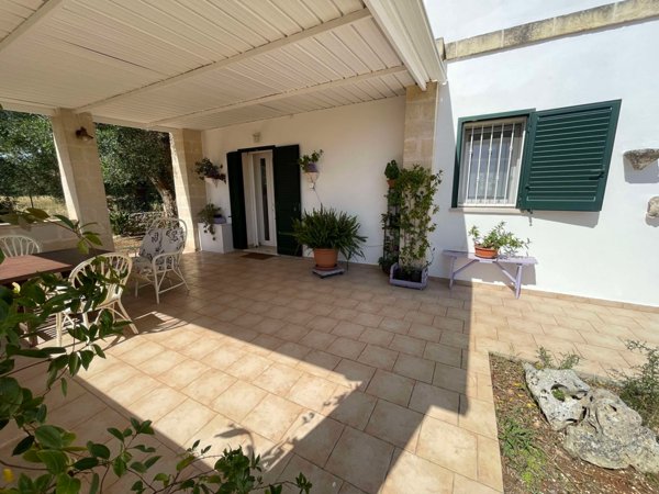 casa indipendente in vendita a San Vito dei Normanni
