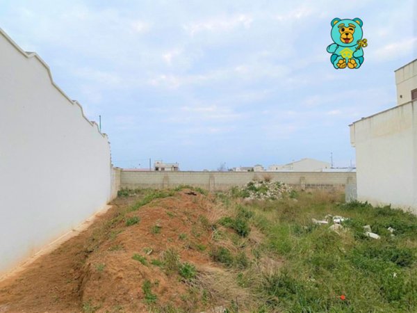 terreno edificabile in vendita a Torchiarolo