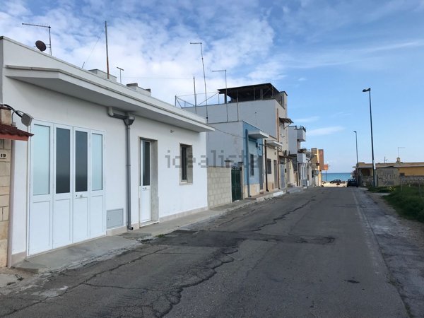 casa indipendente in vendita a Torchiarolo