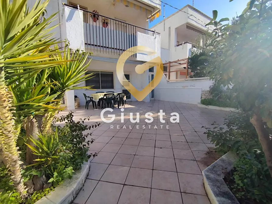 casa indipendente in vendita a Torchiarolo in zona Lendinuso