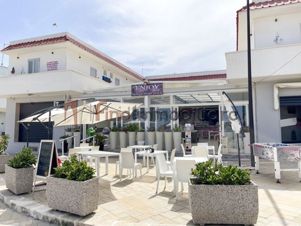 negozio in vendita a Torchiarolo