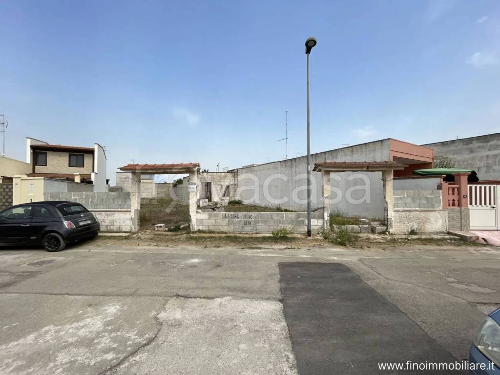 terreno agricolo in vendita a Torchiarolo