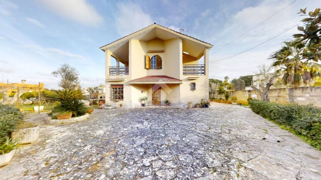casa indipendente in vendita a Torchiarolo
