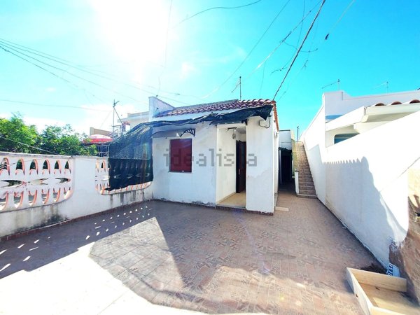 casa indipendente in vendita a Torchiarolo