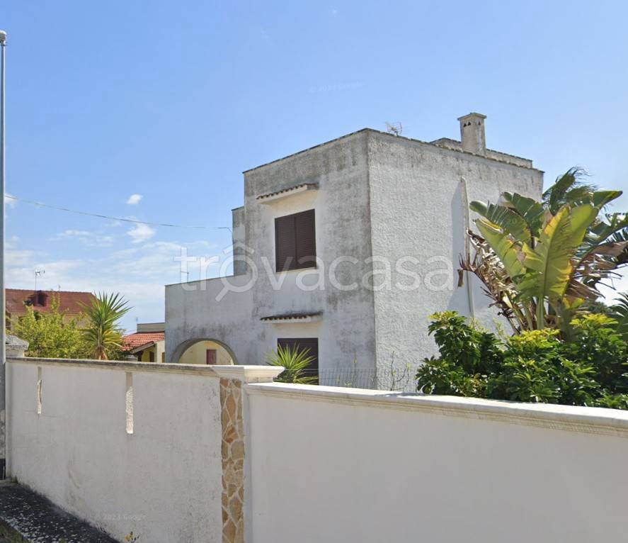 casa indipendente in vendita a Torchiarolo