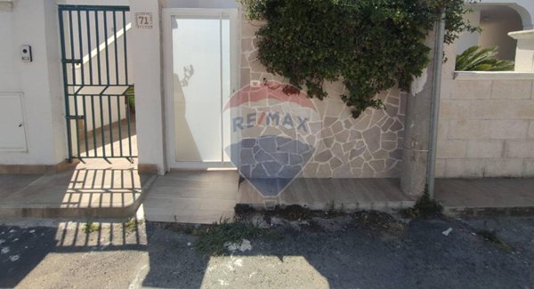 casa indipendente in vendita a Torchiarolo in zona Lendinuso