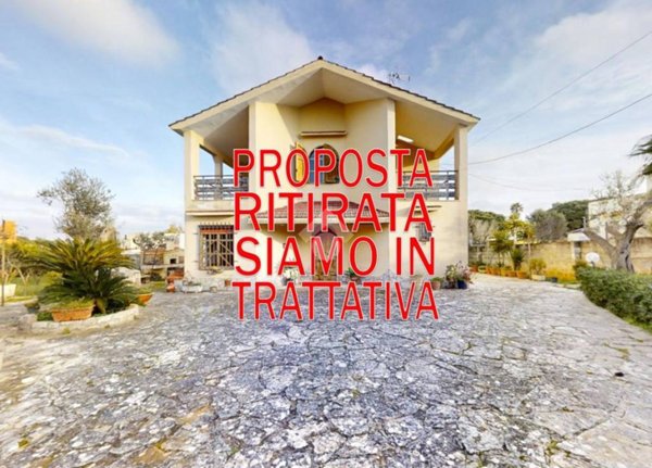 casa indipendente in vendita a Torchiarolo