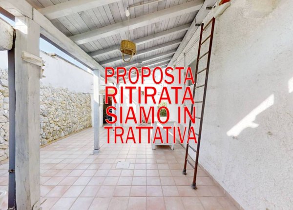 casa indipendente in vendita a Torchiarolo in zona Lendinuso