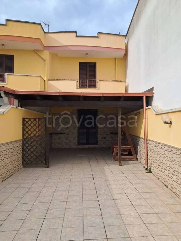 appartamento in vendita a Torchiarolo in zona Lendinuso