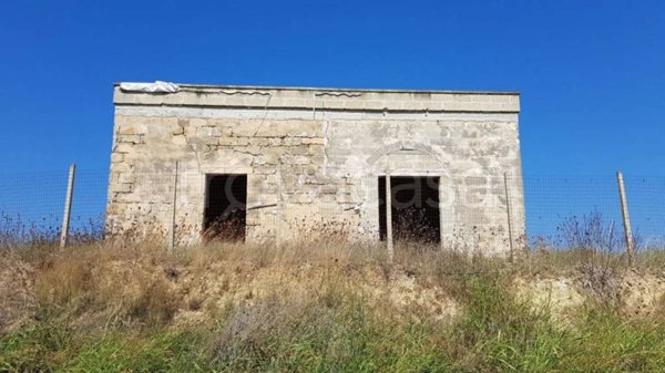 casa indipendente in vendita a Torchiarolo in zona Lendinuso