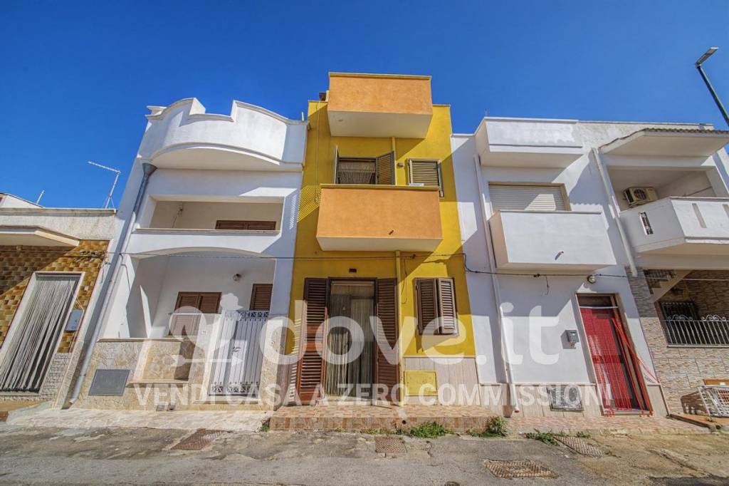 casa indipendente in vendita a Torchiarolo