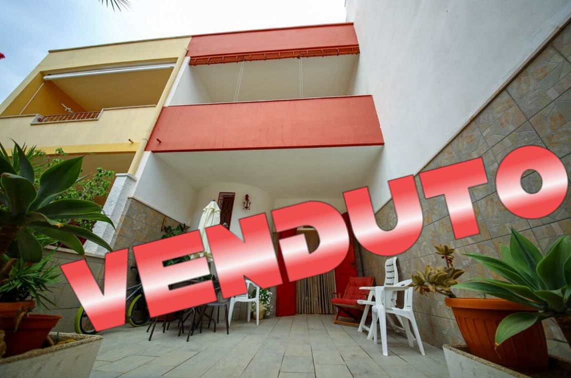 casa indipendente in vendita a Torchiarolo in zona Lendinuso