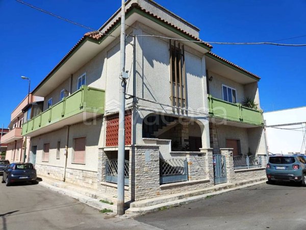 casa indipendente in vendita a Torchiarolo