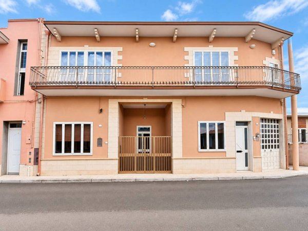 casa indipendente in vendita a Torchiarolo