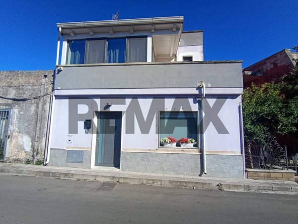 casa indipendente in vendita a Torchiarolo