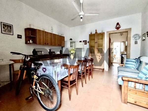casa indipendente in vendita a Torchiarolo in zona Lendinuso