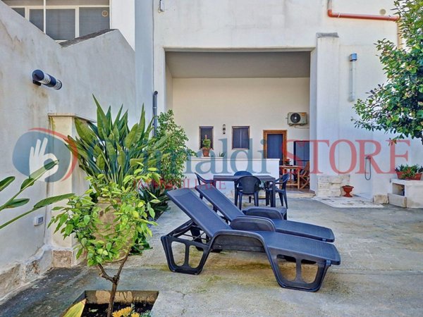 pentavano in vendita a Torre Santa Susanna