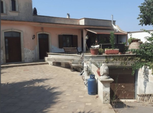 casa indipendente in vendita a Torre Santa Susanna