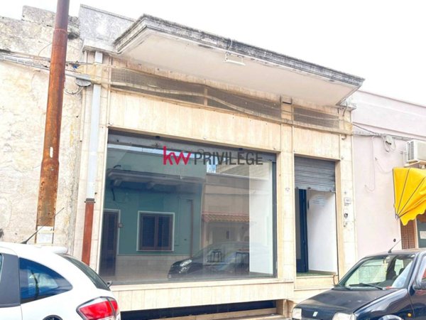 negozio in vendita a Torre Santa Susanna